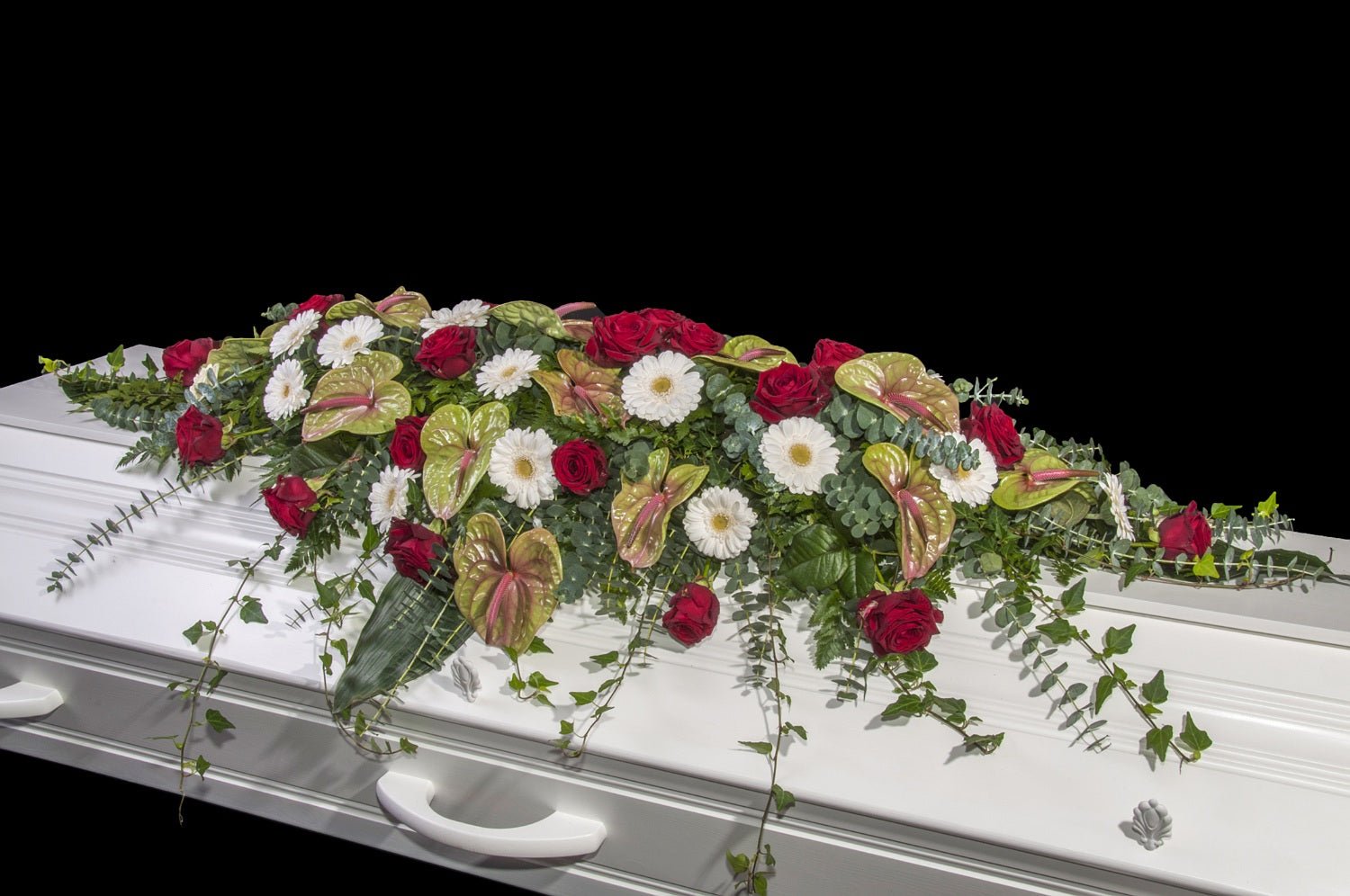 Kistepynt 106 - kistepynt med hvite blomster